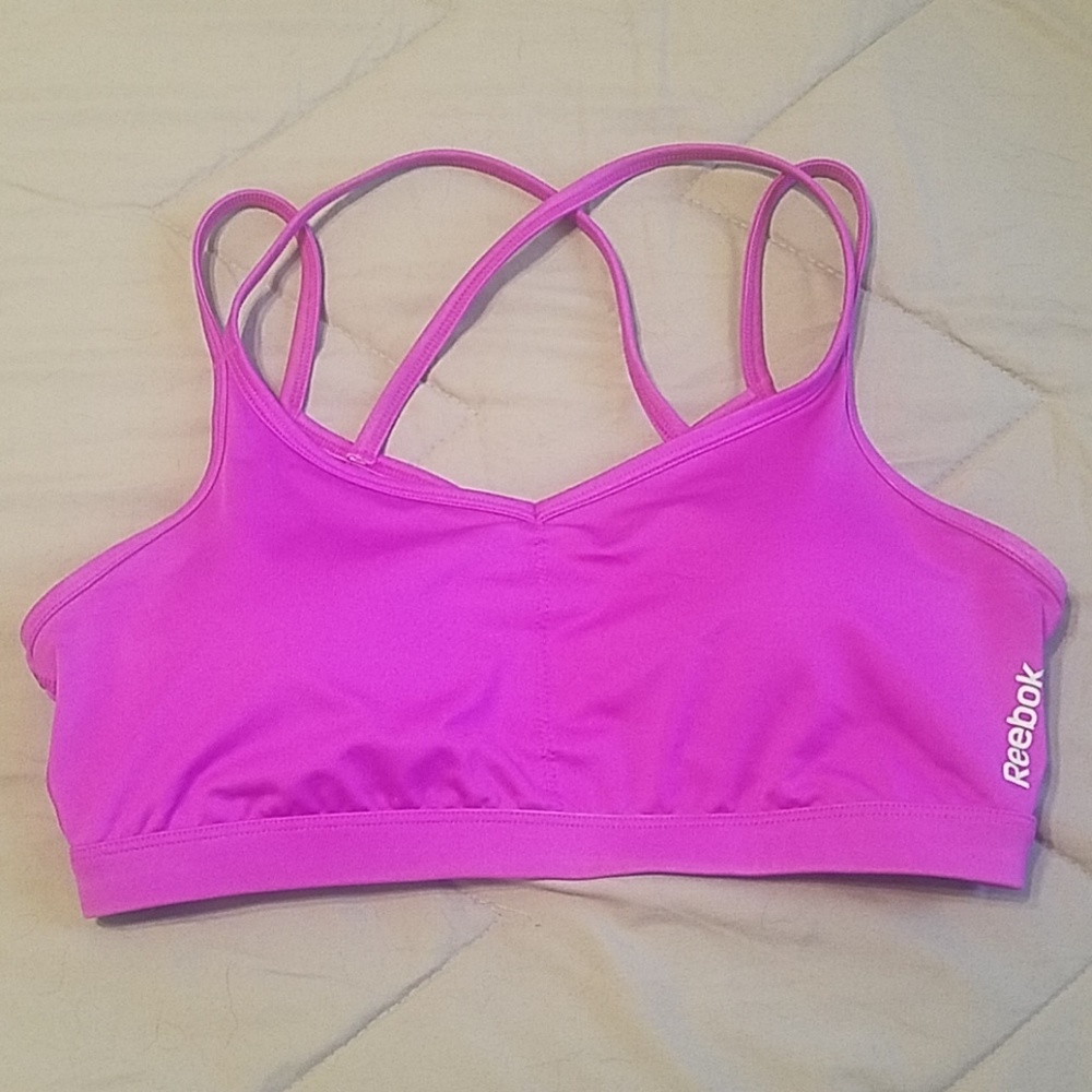 Majenta sports bra